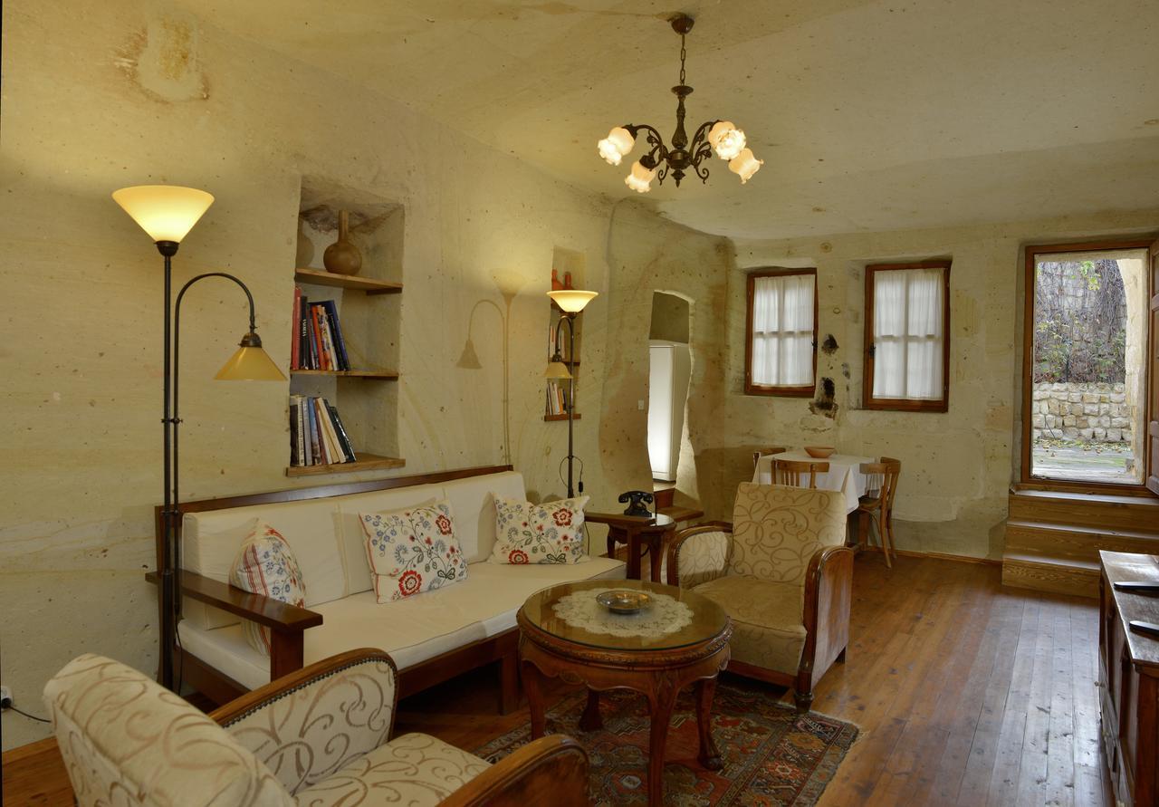 Esbelli Evi Cave Houses Urgup Exterior photo