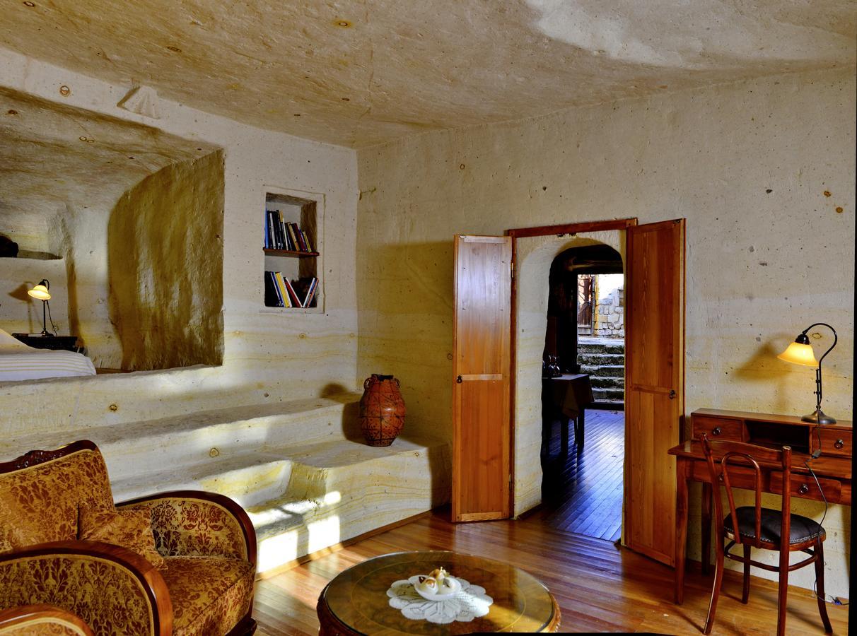 Esbelli Evi Cave Houses Urgup Exterior photo